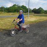 Jean-Pierre à tricycle